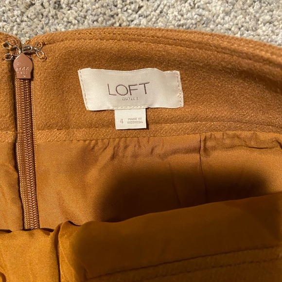 💜 Loft Tan Beige Skirt in Soft Fabric - Picture 4 of 4